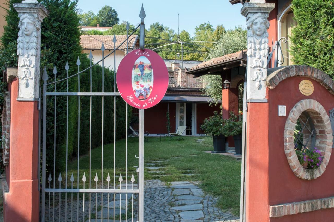 Villa Goccia Di Vino La Morra Exterior photo